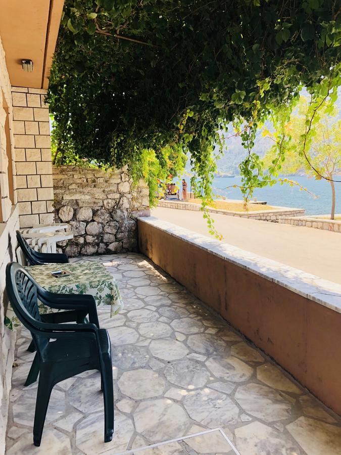 Sea View Apartment, Todorovic โกตอร์ ภายนอก รูปภาพ